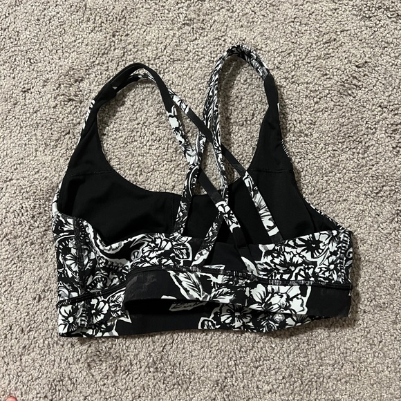 Lululemon Energy Bra Painted Paisley Energy Bra Silver Ice Black - Picture 5 of 6